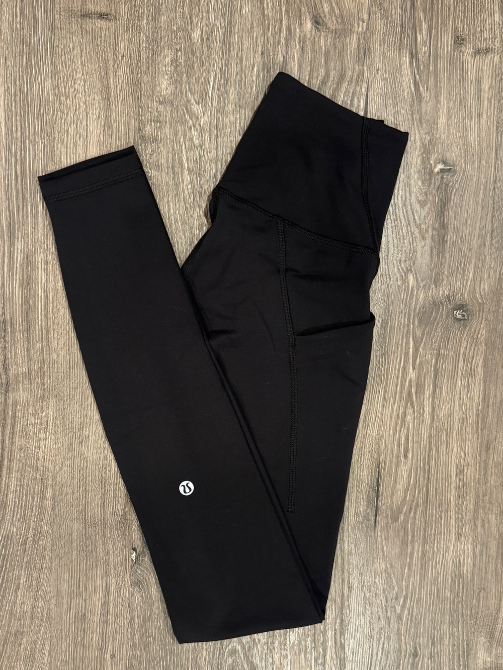 Lululemon Wunder Train High-Rise Tight with Pockets 28" Black Size 2